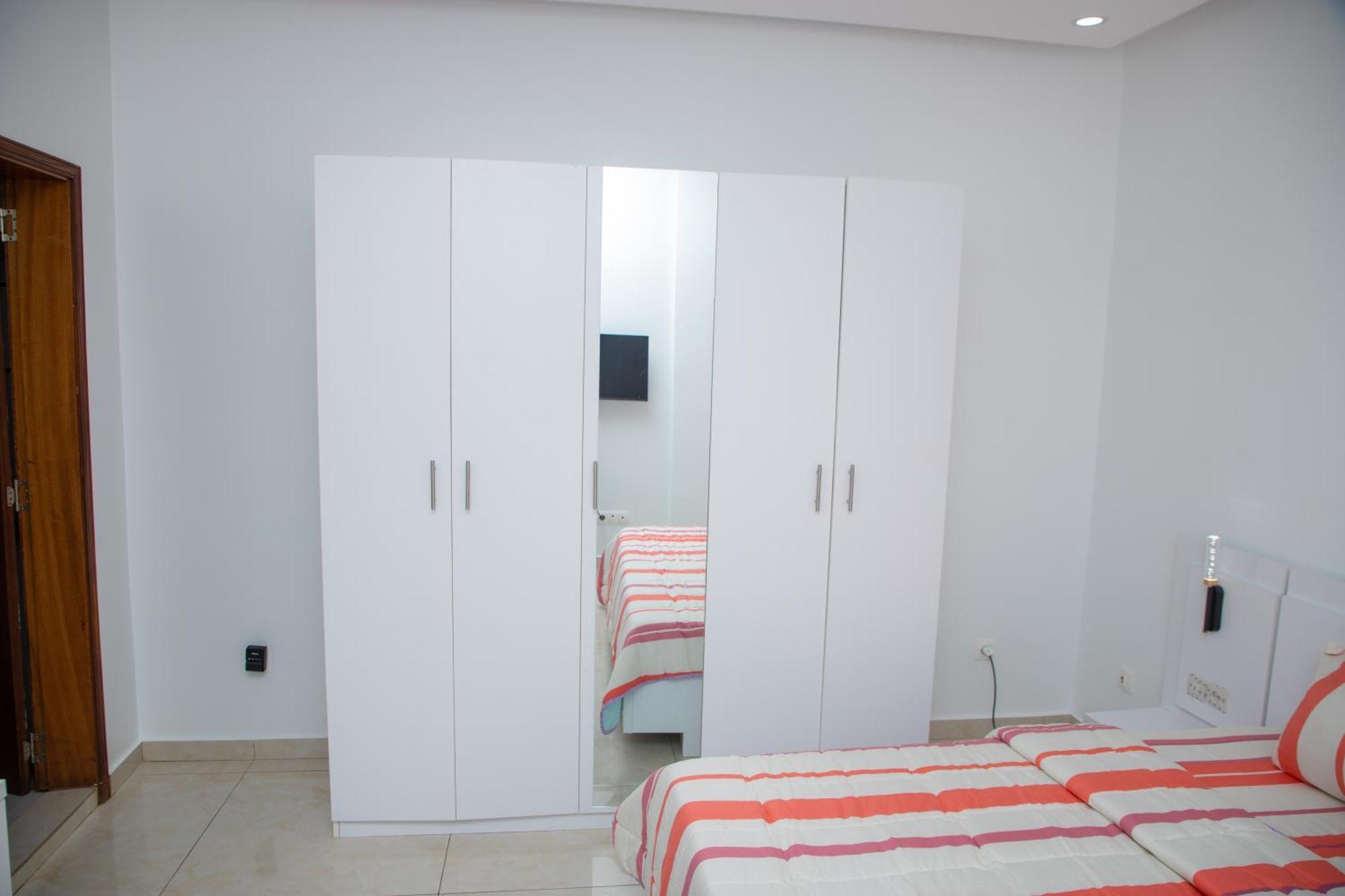 Residence Teranga Immo Luxe Residence Ndoumbe Sylla Dakar Buitenkant foto