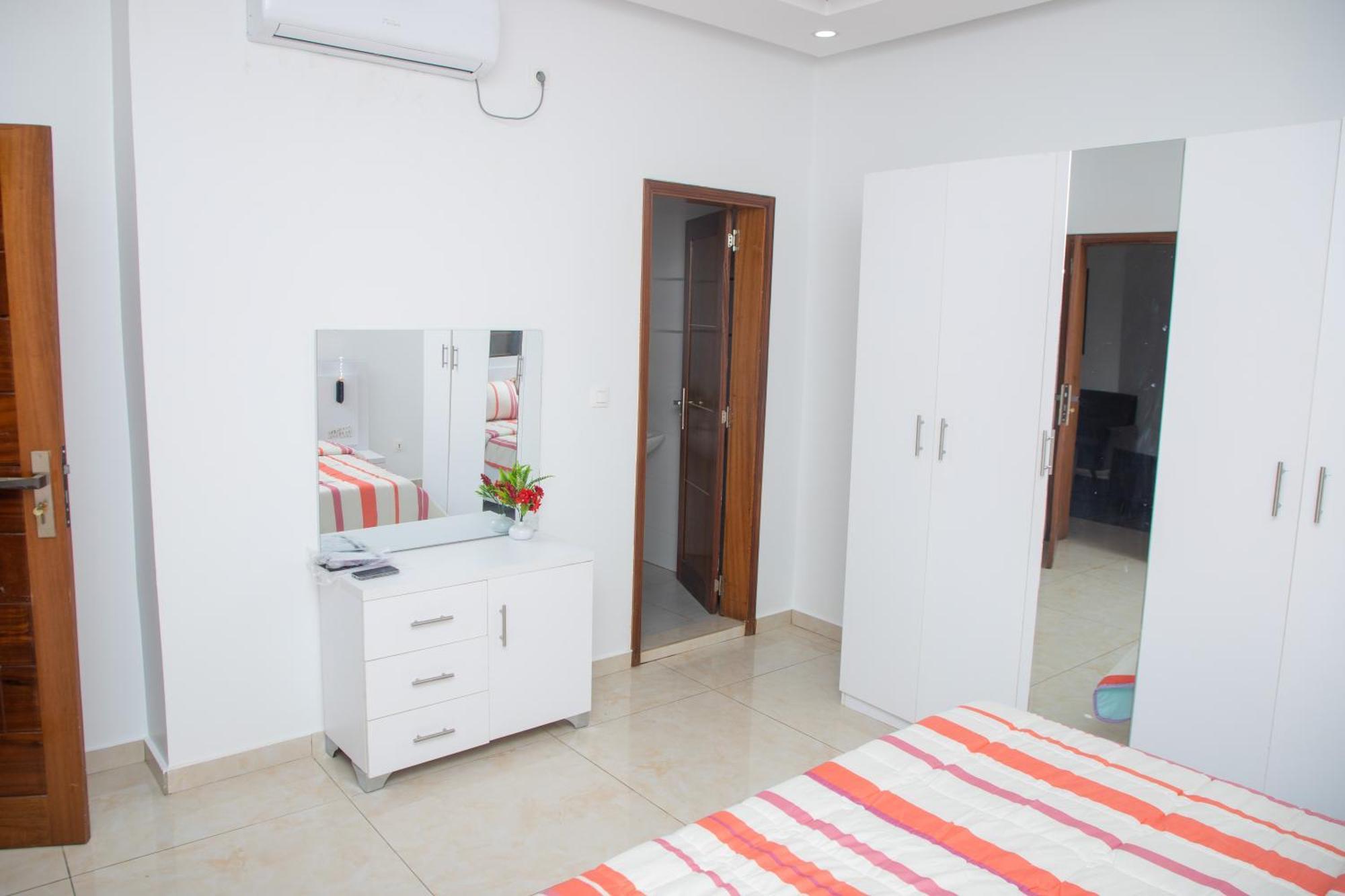 Residence Teranga Immo Luxe Residence Ndoumbe Sylla Dakar Buitenkant foto